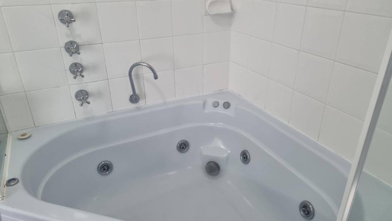 Forstay Motel Форстър Екстериор снимка
