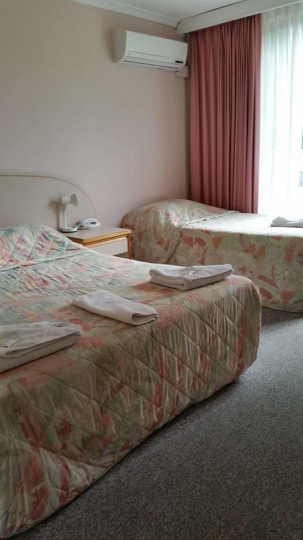 Forstay Motel Форстър Екстериор снимка