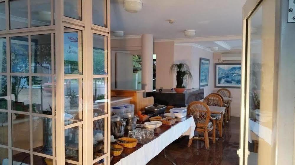 Forstay Motel Форстър Екстериор снимка